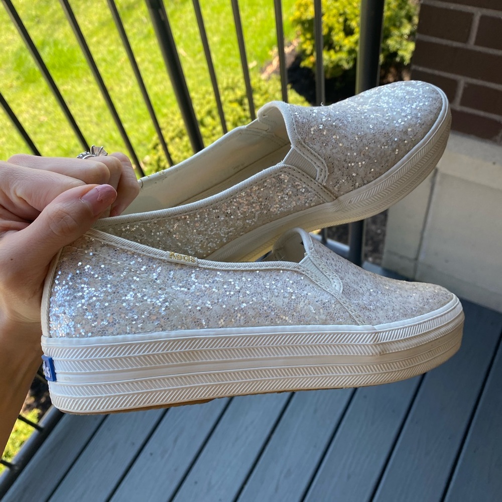 ✨ [Kate Spade] Glitter Keds White/cream slip On